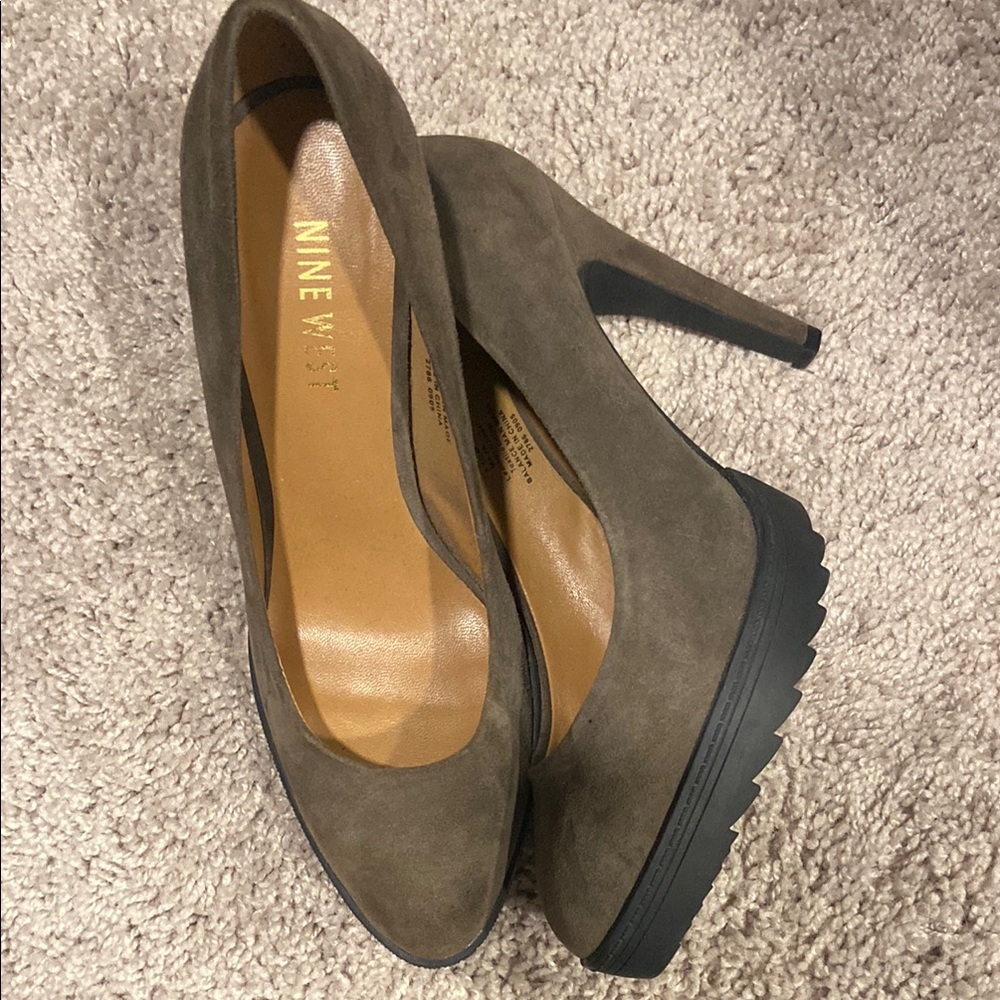 Nine West Women's Olive Green Heels